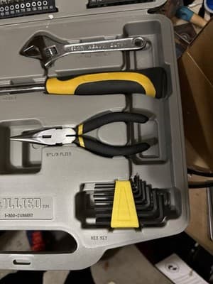 VILLED 39-Piece Home Repair Tool Set with Case – Complete Kit - Thumbnail 3