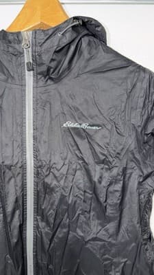 Eddie Bauer Women Black Lightweight Hooded Jacket Zip Front Size M - Thumbnail 2