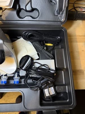 MicroXplore 5MP LCD Digital Microscope Set with Accessories & Case - Thumbnail 6