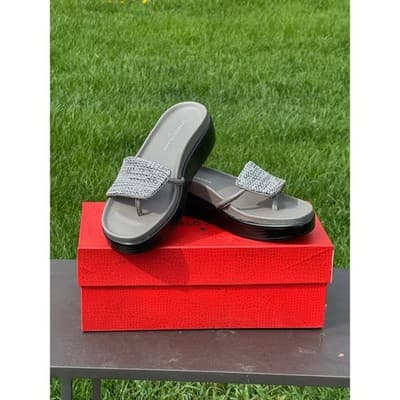Donald J Pliner Fifi Slate Pewter Metallic Crystal Platform Thong Sandals 6M - Thumbnail 8