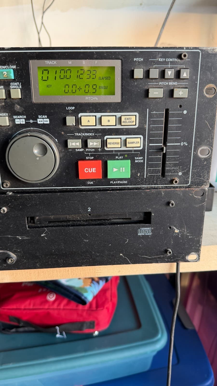 Denon DN-2500F Dual CD Player + Controller – Partial Test, Trays Won’t Open - Thumbnail 6