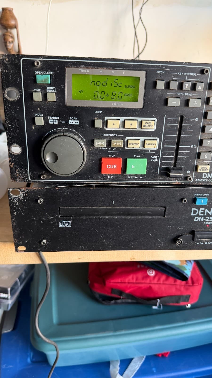 Denon DN-2500F Dual CD Player + Controller – Partial Test, Trays Won’t Open - Thumbnail 5