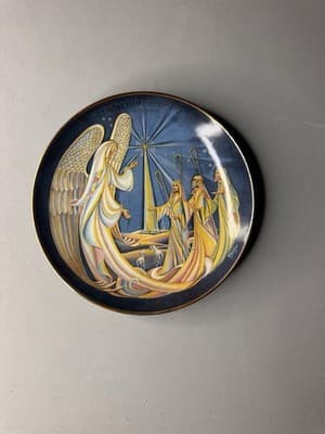 "Glad Tidings" by RobertS, ahlerona Christmas, 1978plates, "Bethlehem Christmas, - Thumbnail 5