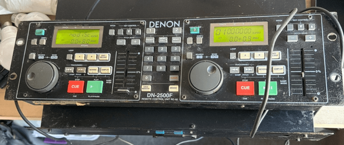 Denon DN-2500F Dual CD Player + Controller – Partial Test, Trays Won’t Open - Thumbnail 3