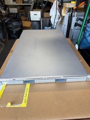 Apple Xserve 2.8GHz Server 1U w/ 3x 750GB HDDs Mac OS X