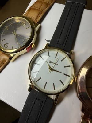 Lot of 4 Geneva Quartz Watches – Mixed Styles – Leather & Metal Bands - Thumbnail 12