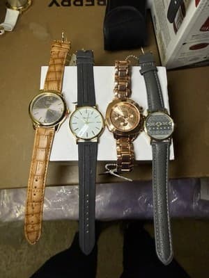 Lot of 4 Geneva Quartz Watches – Mixed Styles – Leather & Metal Bands - Thumbnail 7