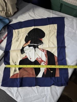 Vintage Japanese Geisha Scarf Furoshiki Rayon 100% Ukiyo-e Art - Thumbnail 3