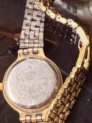 Liz Claiborne Women’s Quartz Watch Gold Tone Two-Tone For Parts/Repair - Thumbnail 3