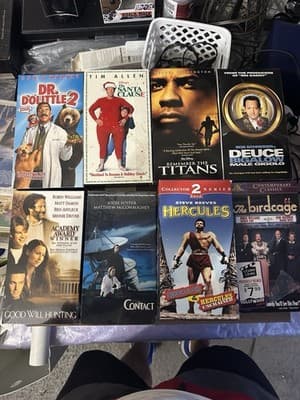 Lot of 9 VHS Movies – Remember the Titans, Dr. Dolittle 2, Good Will Hunting