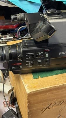 RCA VHS Camcorder Autofocus Vintage Video Camera Untested As-Is - Thumbnail 3