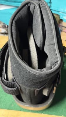 United Ortho Air Stabilizer Ankle Brace Walking Boot Size S/M New - Thumbnail 8