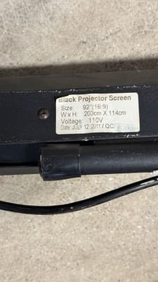 Motorized Projector Screen 92” (16:9) – Fully Working – 110V - Thumbnail 5