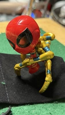 Funko Pop Marvel Spider-Man Iron Spider Bobblehead Figure 4” 2021 w/ Base - Thumbnail 2