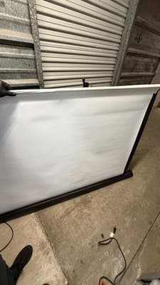 Motorized Projector Screen 92” (16:9) – Fully Working – 110V - Thumbnail 9
