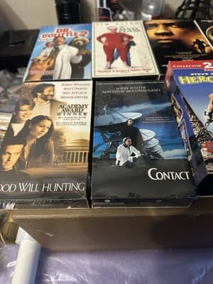 Lot of 9 VHS Movies – Remember the Titans, Dr. Dolittle 2, Good Will Hunting - Thumbnail 4