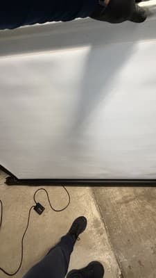 Motorized Projector Screen 92” (16:9) – Fully Working – 110V - Thumbnail 6