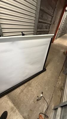 Motorized Projector Screen 92” (16:9) – Fully Working – 110V - Thumbnail 8