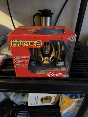 Mini Prime-8 Action Gorilla Robot by Bossa Nova – New, Boxed, Ages 4+ RadioShack - Thumbnail 2