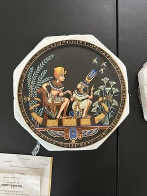 Collector Plates The Power of Ancient Egypt by Sue Chapman Bradford Exchange - Thumbnail 4