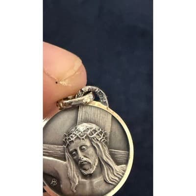 J. Balme French Sterling Silver Jesus Christ Medal Pendant Notre Dame de Paris - Thumbnail 7