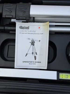 Bushnell Laser Level 16” w/ Telescoping Aluminum Tripod & Case Model 82895 - Thumbnail 4