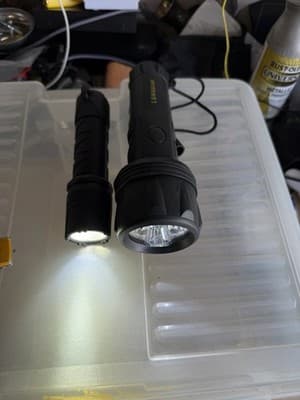 Set of 2 Flashlights LumaGear & Workforce LED Handheld Spotlights Tested - Thumbnail 8