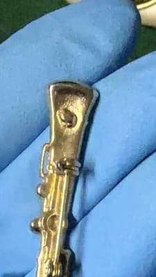 Vintage Gold Tone Rhinestone Flute Brooch Pin Faux Pearls Music Instrument - Thumbnail 7