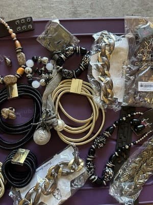 Large Mixed Lot of Fashion Jewelry – Necklaces, Bracelets, Earrings, Paparazzi#1 - Thumbnail 4