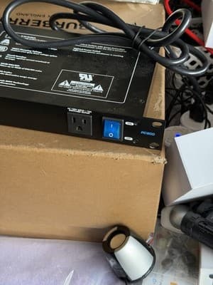 Luxul PC-900 Rackmount PDU 9 Outlet 15A 120V Power Distribution Unit Tested - Thumbnail 6