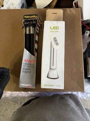 Lot of 2 – PlatinumPlus 4200XL Tripod + LED Touch Desk Lamp – New - Thumbnail 4