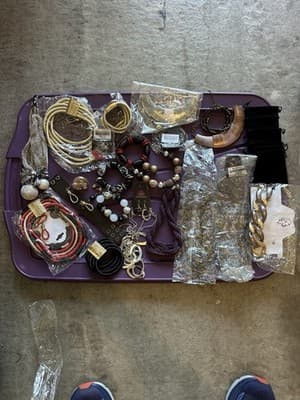Large Mixed Lot of Fashion Jewelry – Necklaces, Bracelets, Earrings, Paparazzi - Thumbnail 4