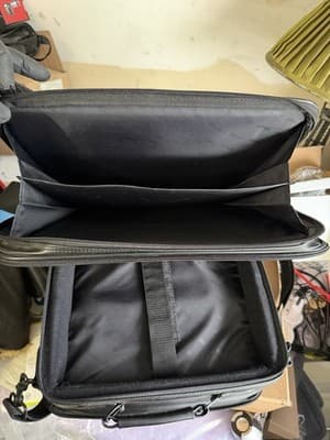 Targus Black Leather Laptop Bag Briefcase Fits 15.6” Padded Compartments - Thumbnail 12