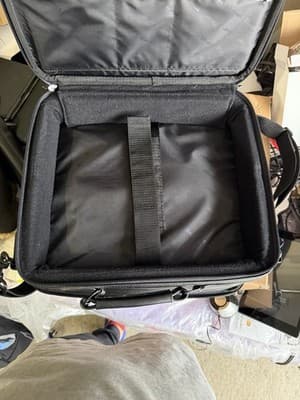 Targus Black Leather Laptop Bag Briefcase Fits 15.6” Padded Compartments - Thumbnail 9
