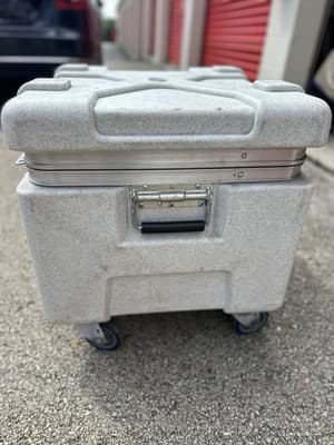 SKB Heavy-Duty Wheeled Shipping/Storage Case – Military-Grade Style - Thumbnail 4