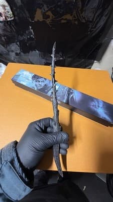 Harry Potter Wand Replica Collectible w/ Box – Display Prop, Made in China - Thumbnail 6