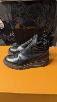 Black Leather Ankle Boots Women’s US 9.5 Chunky Sole Slip-On - Thumbnail 2