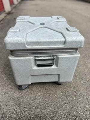 SKB Heavy-Duty Wheeled Shipping/Storage Case – Military-Grade Style - Thumbnail 5