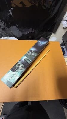 Harry Potter Wand Replica w/ Original Box – Decorative Collectible Prop
