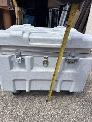 SKB Heavy-Duty Wheeled Shipping/Storage Case – Military-Grade Style - Thumbnail 12