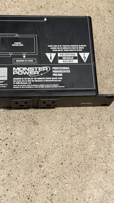 Monster Power Pro 300 Rack Power Conditioner Surge Protector Tested - Thumbnail 4