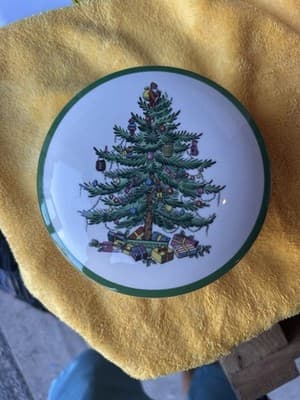 Spode Christmas Tree 5” Candy Dish Holly Covered Lidded Condiment Trinket Box