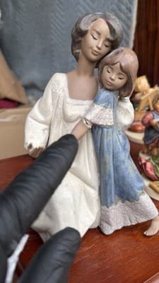 Lladro Mother & Daughter Figurine Spain 1986 AS IS Repair Restoration - Thumbnail 3