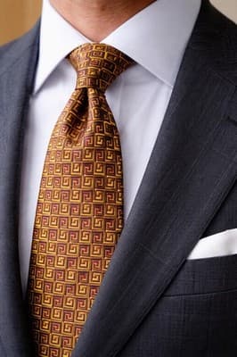 Vintage ISS Collection Silk Tie Geometric Gold Red Pattern Made in Korea - Thumbnail 2