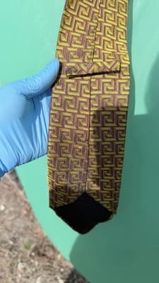 Vintage ISS Collection Silk Tie Geometric Gold Red Pattern Made in Korea - Thumbnail 5