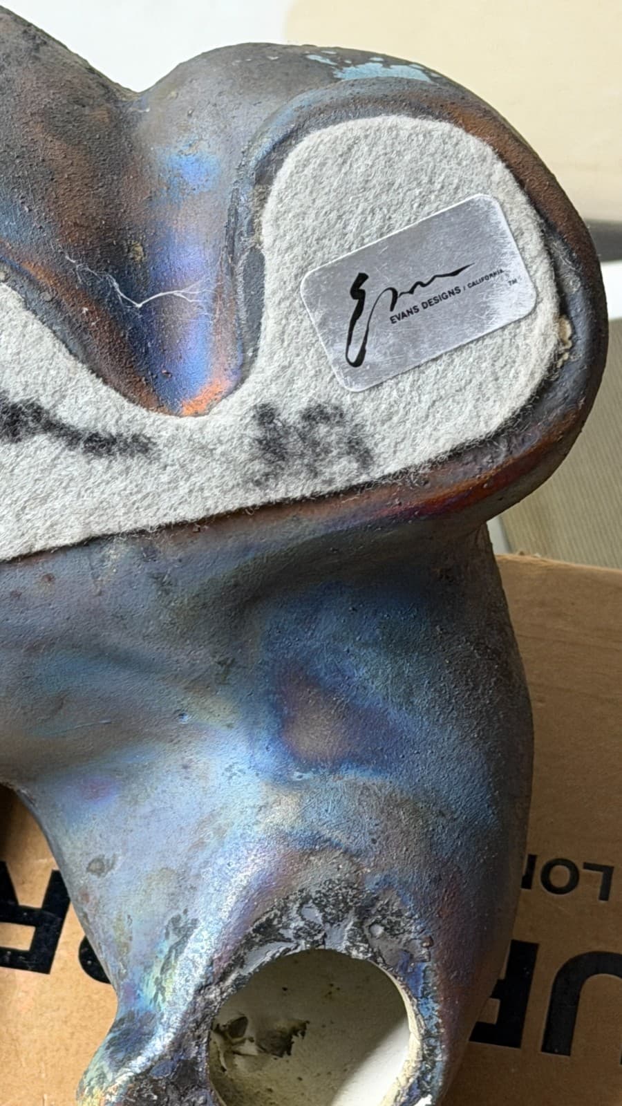 Evans Designs Raku Bear with Fish Sculpture on Stone Base Signed California - Thumbnail 10