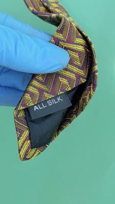 Vintage ISS Collection Silk Tie Geometric Gold Red Pattern Made in Korea - Thumbnail 6