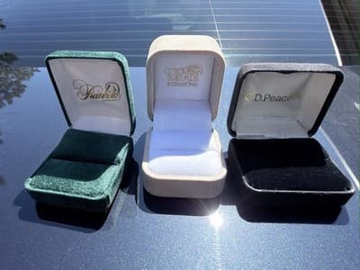 Vintage Jewelry Ring Boxes Lot of 3 Peinado C.D. Peacock Colombian Emeralds - Thumbnail 2