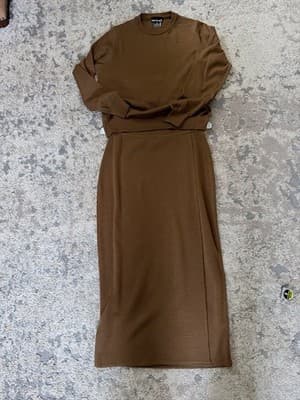 Anne Klein II 100% Wool Brown Sweater Skirt Set Petite S 2 Piece Outfit - Thumbnail 2