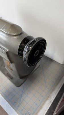 Vintage Singer 211W155 Industrial Sewing Machine Head Turns As-Is - Thumbnail 2